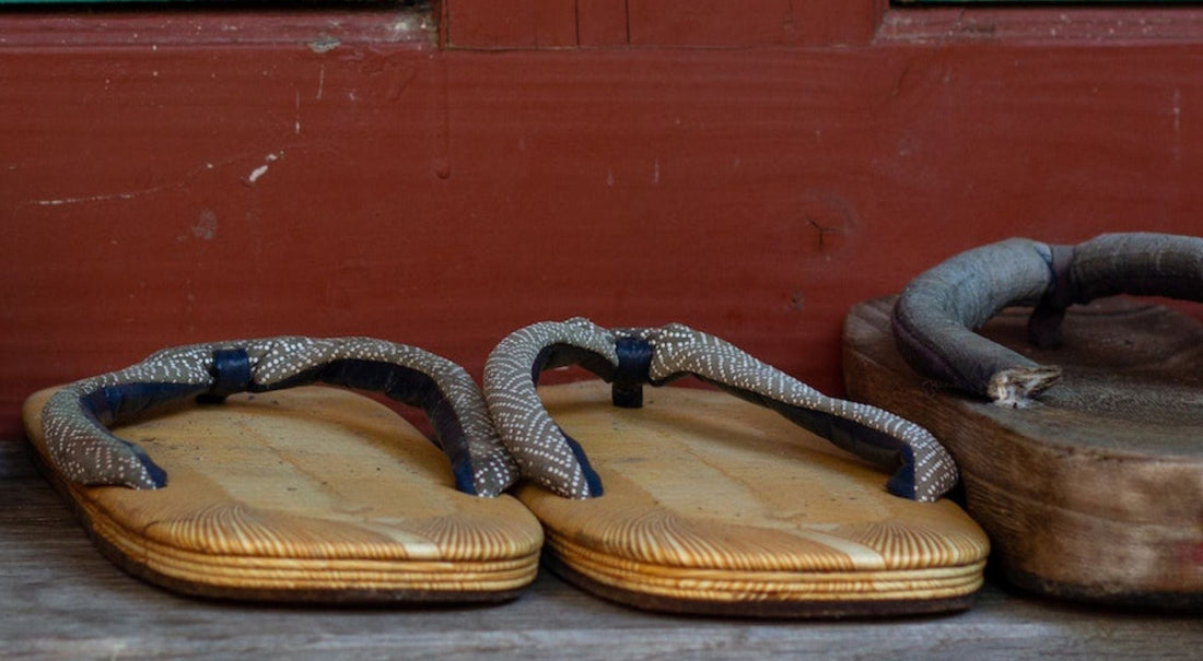 Zori Sandals