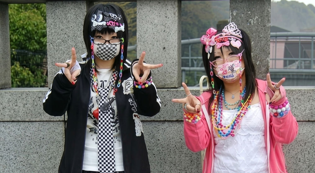Dark Decora